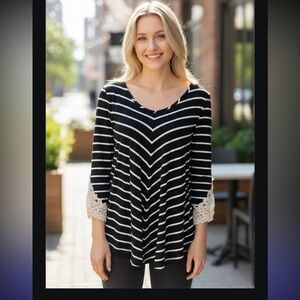 Stem &Wine Petite Large Black and White Striped Women's Top​